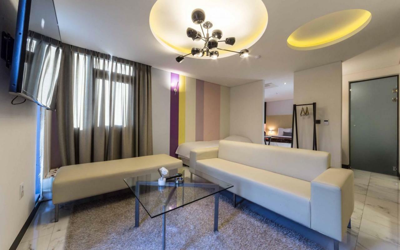 Design Hotel Ddeul& Osan ภายนอก รูปภาพ